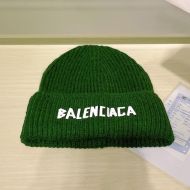 Balenciaga Logo Knitted Hat In Green